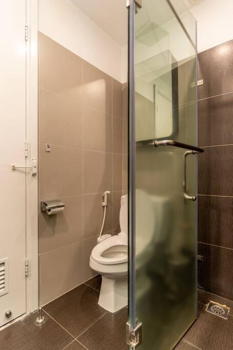 Apartment The Rixx Cozy At Ben Thanh Tower With Gym And Pool Ho Chi Minh City